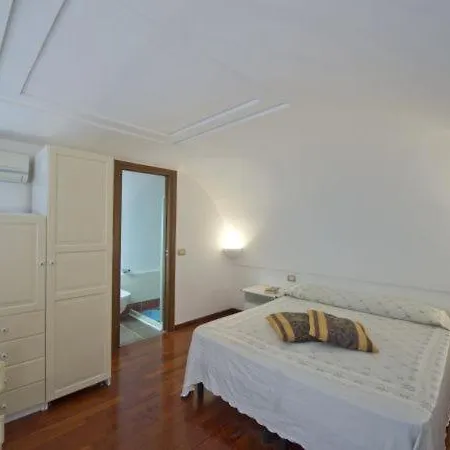 Sleeps 3 Lägenhet